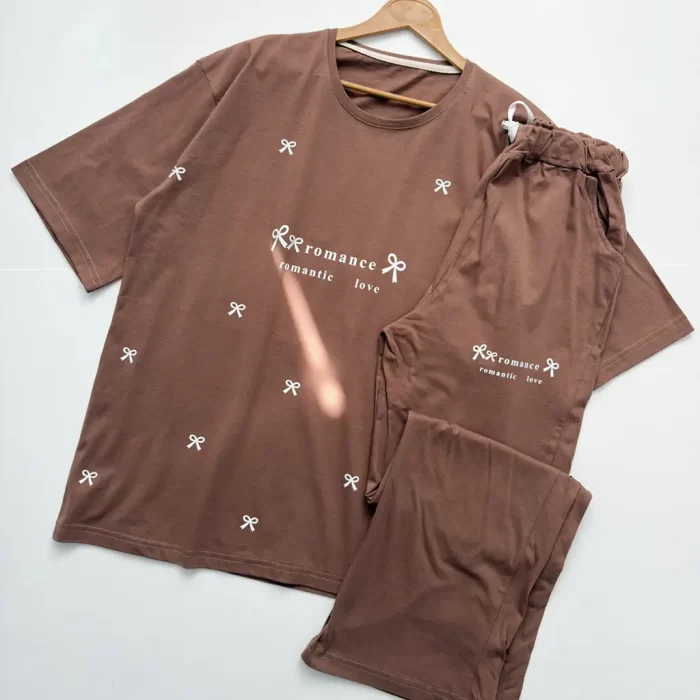 تیشرت و شلوار لانگ و بگ پاپیون قهوه ای