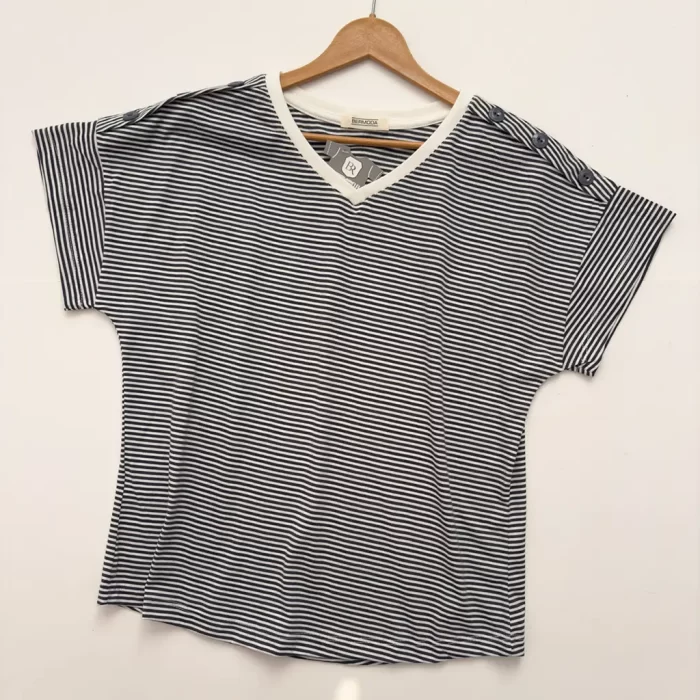 تیشرت راه راه سر شانه دکمه