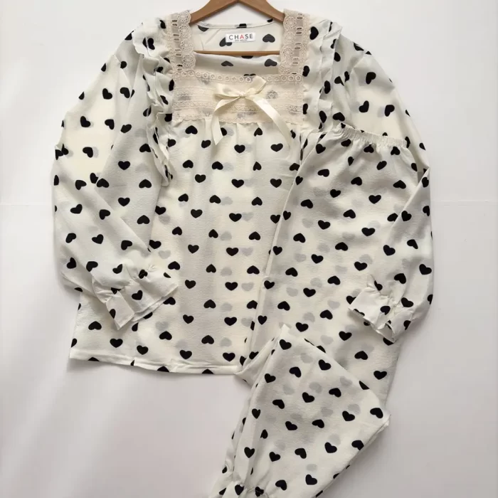 ست بلوز و شلوار فانتزی وارداتی سفید قلبی