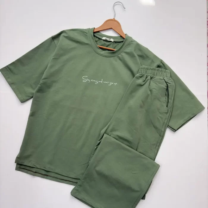 تیشرت و شلوار قواره دار مینیمال سدری