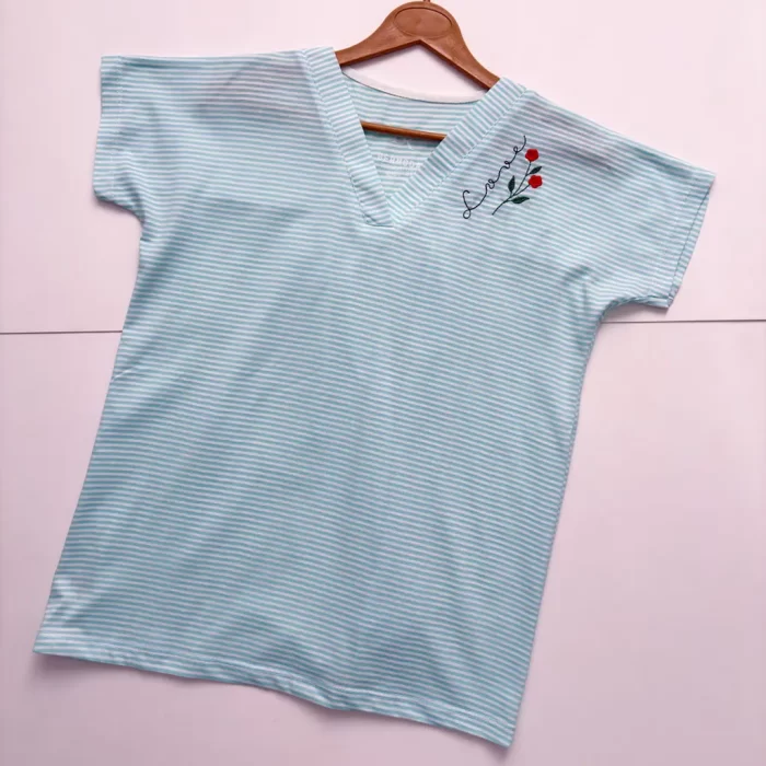 تیشرت راه راه گلدوزی آبی