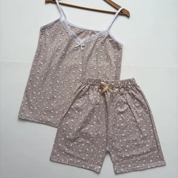 ست تاپ شورتک گلدار کرم