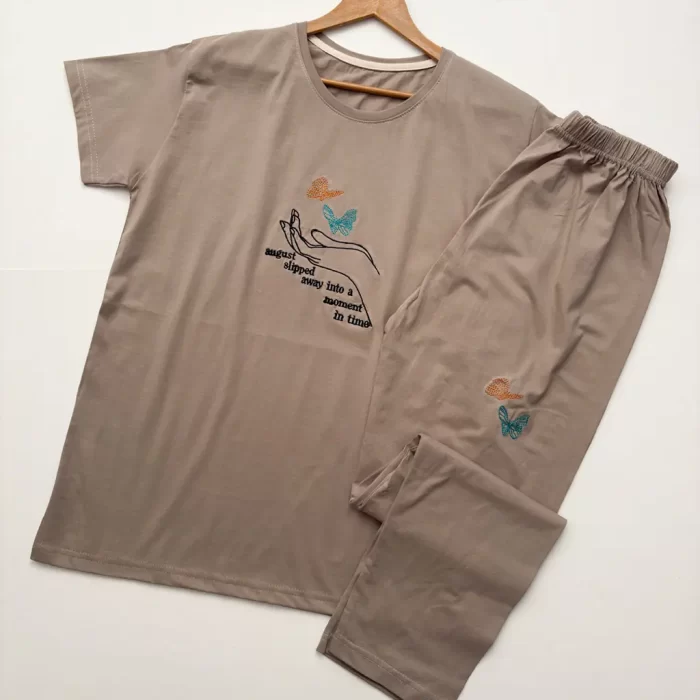 ست تیشرت و شلوار دست و گل خاکی