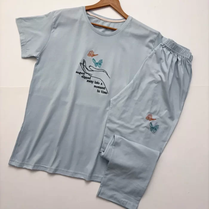 ست تیشرت و شلوار دست و گل آبی کمرنگ