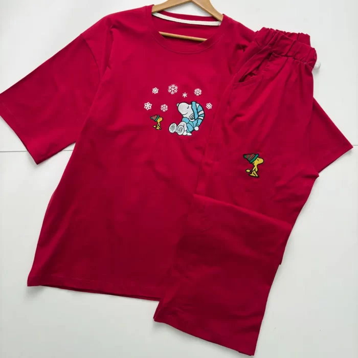 ست تیشرت و شلوار لانگ و بگ اسنوپی زرشکی